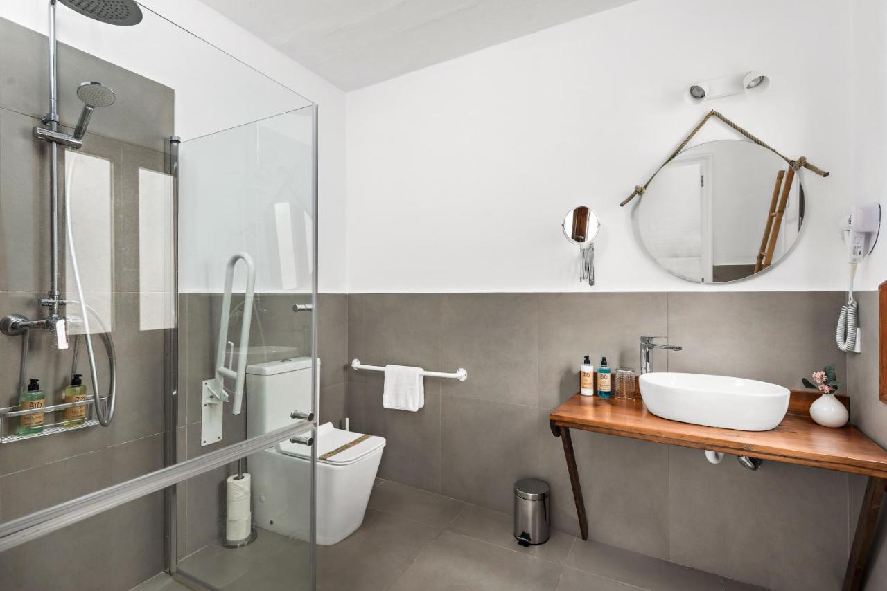 Hotel Boutique Ses 5 Claus Ситадела Екстериор снимка