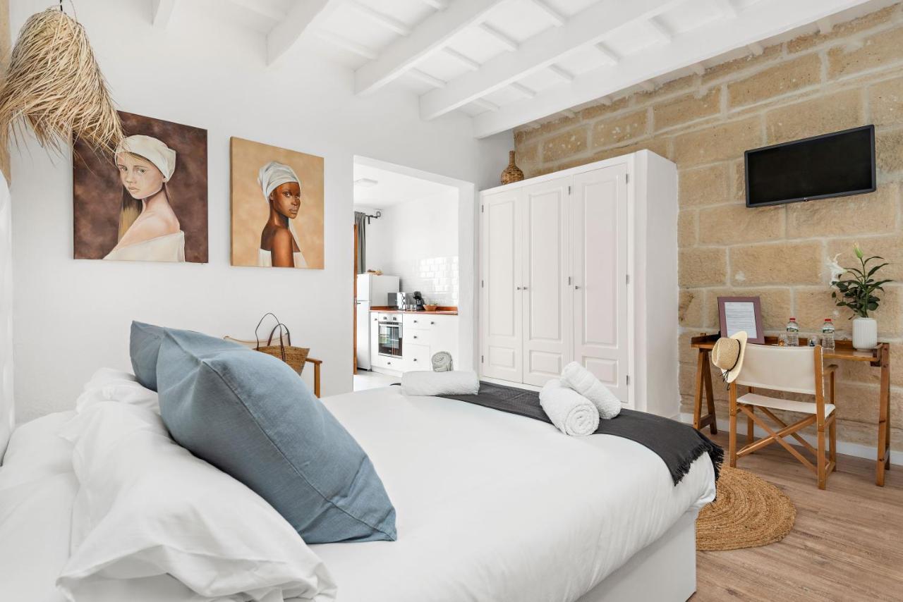 Hotel Boutique Ses 5 Claus Ситадела Екстериор снимка