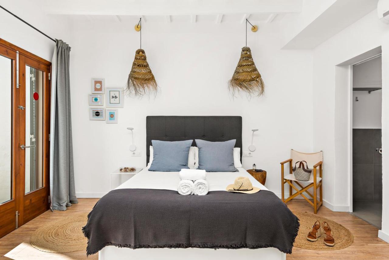 Hotel Boutique Ses 5 Claus Ситадела Екстериор снимка