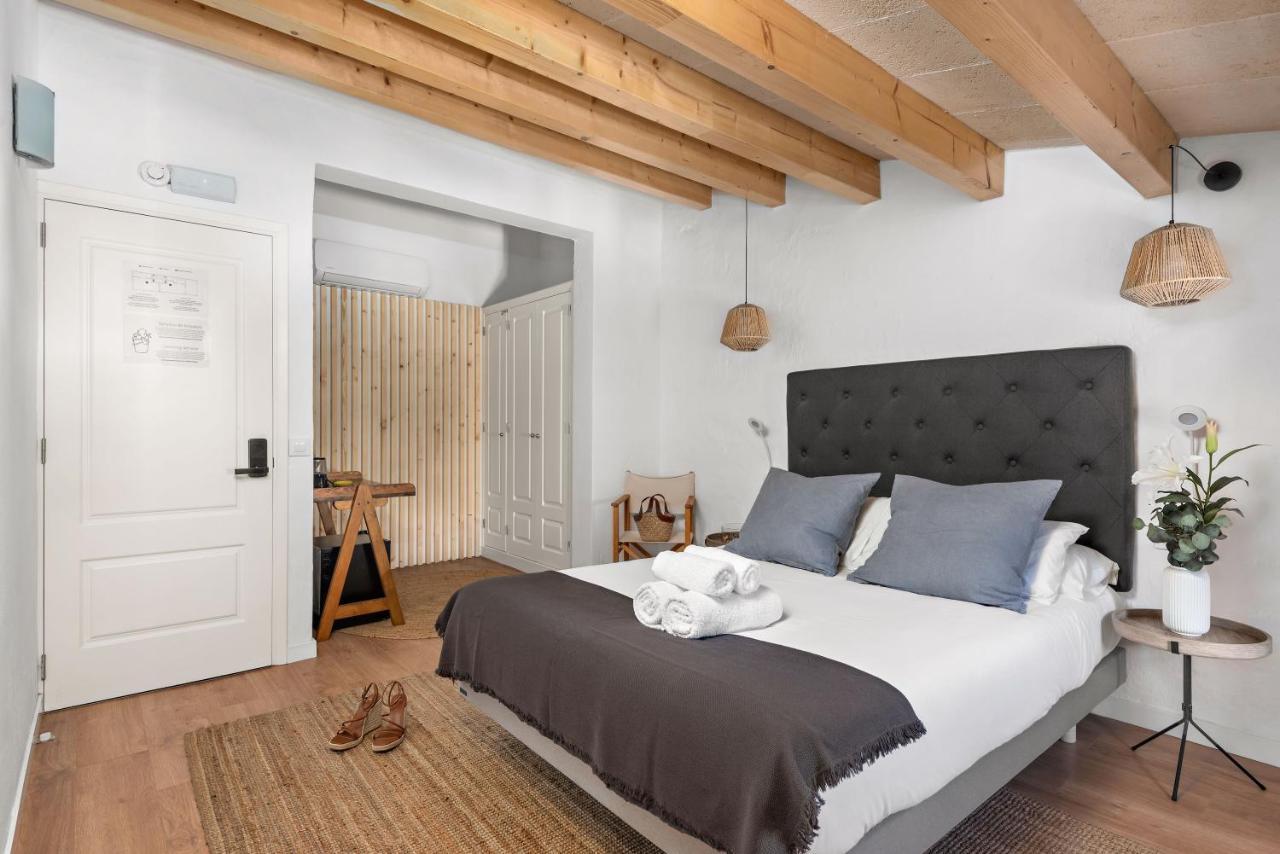 Hotel Boutique Ses 5 Claus Ситадела Екстериор снимка