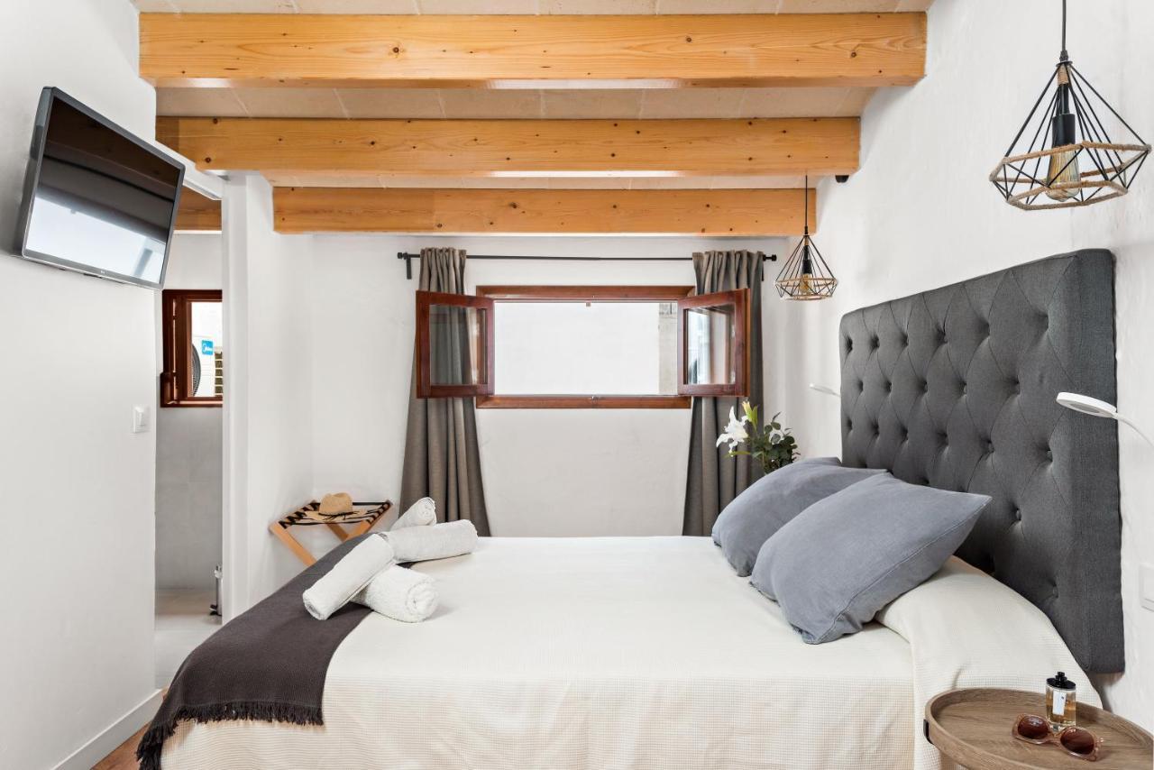Hotel Boutique Ses 5 Claus Ситадела Екстериор снимка
