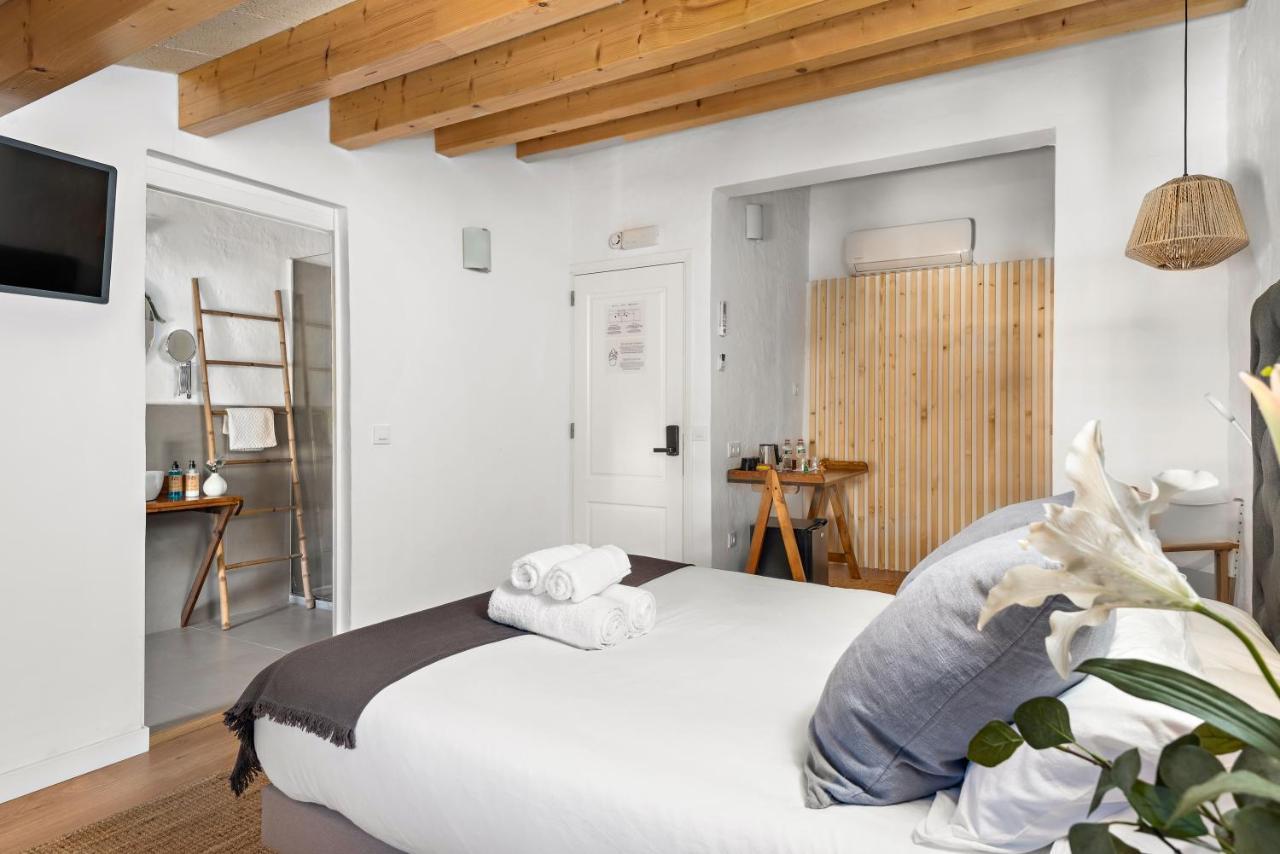 Hotel Boutique Ses 5 Claus Ситадела Екстериор снимка