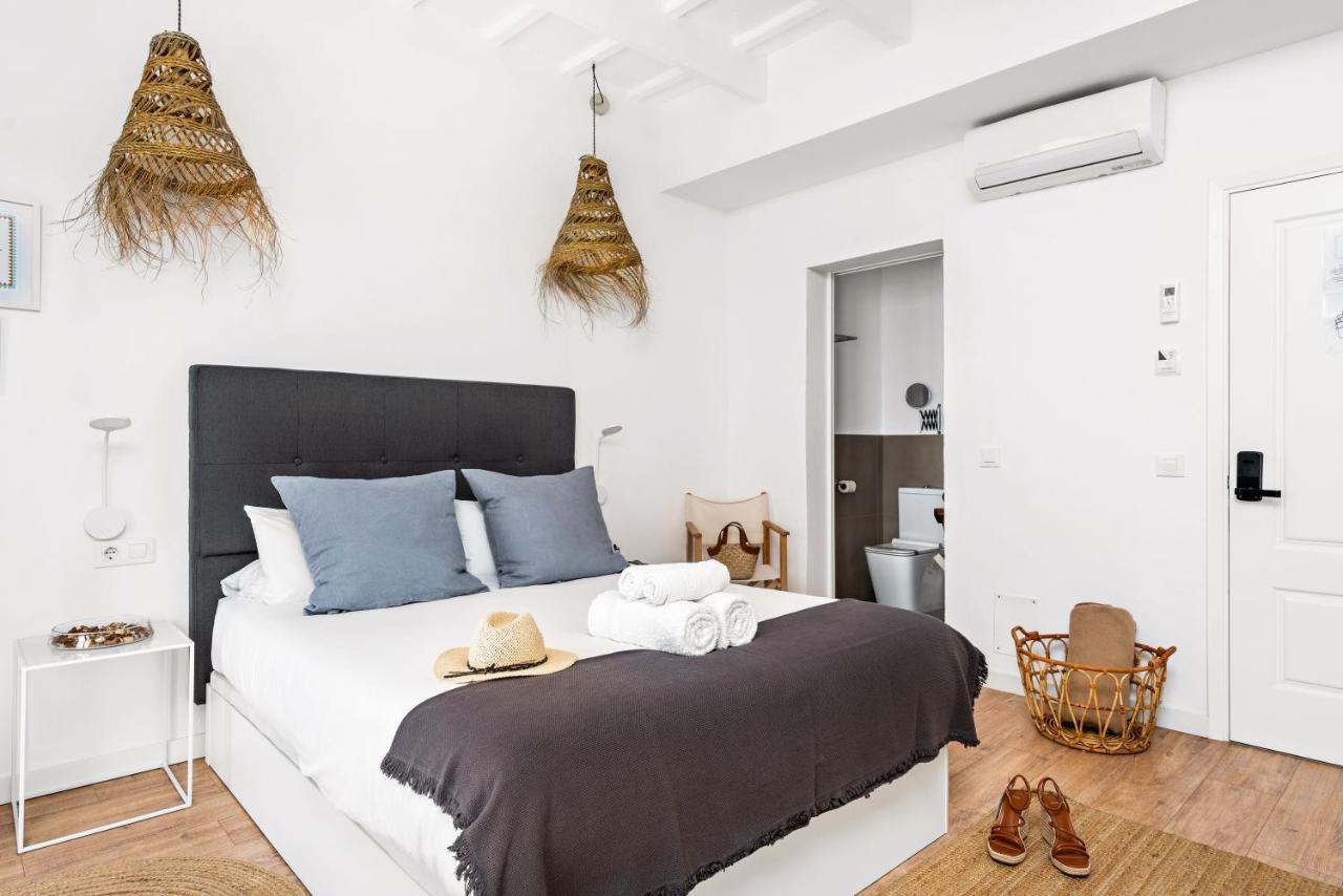 Hotel Boutique Ses 5 Claus Ситадела Екстериор снимка