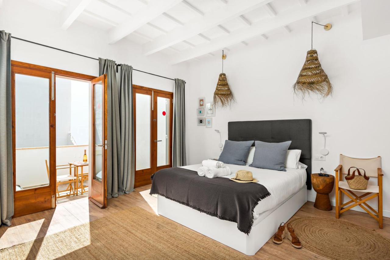 Hotel Boutique Ses 5 Claus Ситадела Екстериор снимка